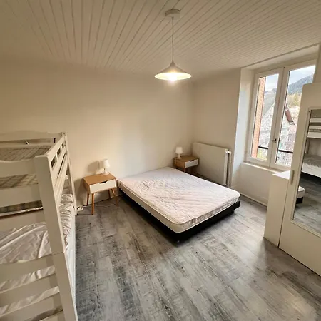 Apartment 4 Personnes, 1 Chambre, Terrasse, Wifi, Proche Du Centre *